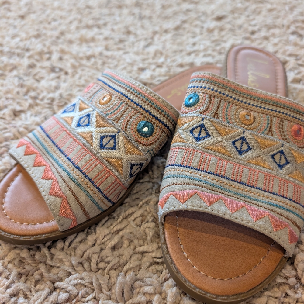 Lulu's Multicolor Embroidered Sandals